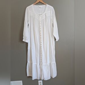 Eileen West Button Front Nightgown Size Medium